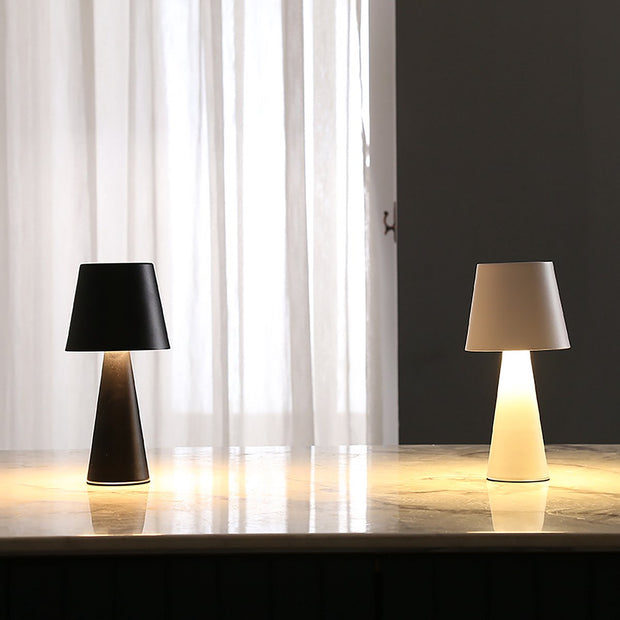 Aurél™ | Aufladbare LED Design-Tischlampe