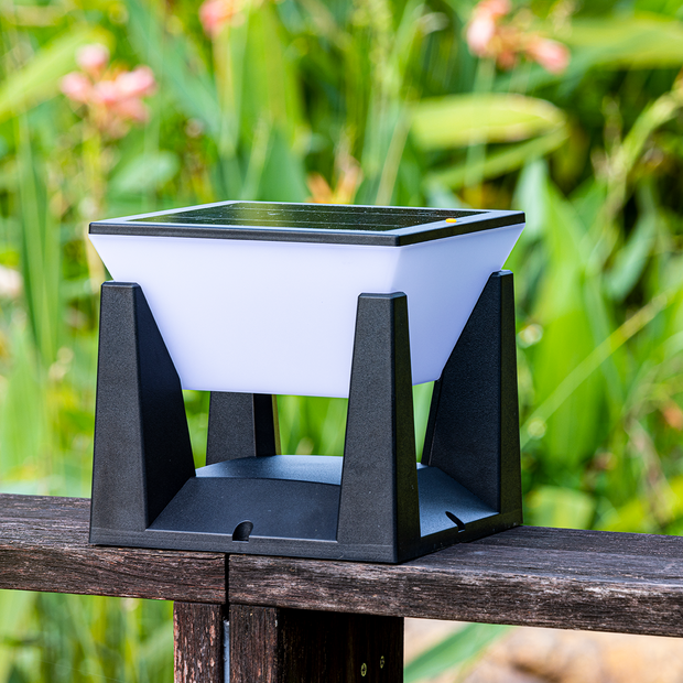 Sundara™ | Elegante Solarleuchte für Außen