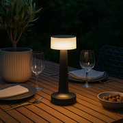 Lucen™ | Drahtlose LED-Tischlampe mit Dimmerfunktion