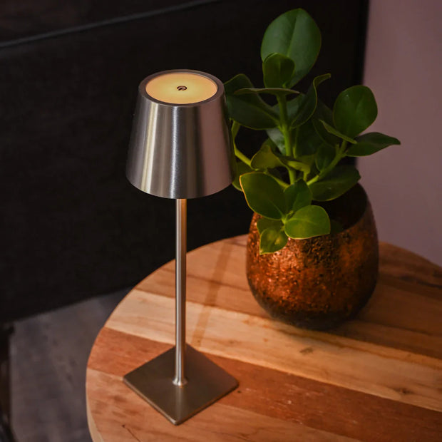 Vinda™ | Warmes Licht, Kabelloser Komfort