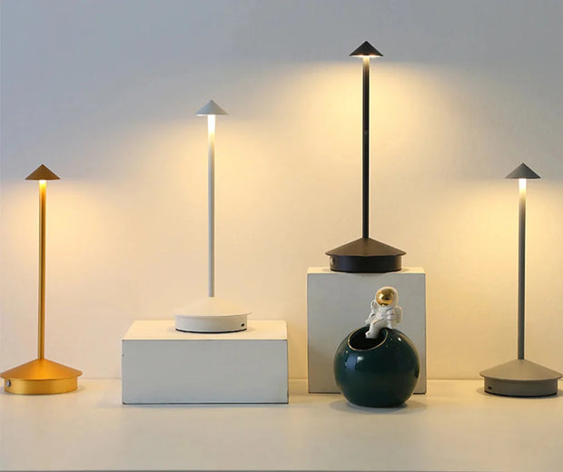 Lixora™ | Kompakte Touchlampe mit Klasse