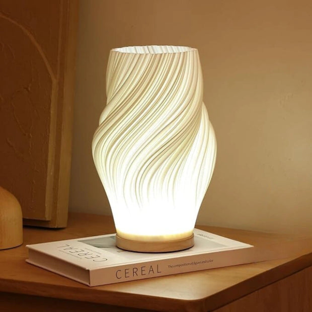 Lirián™ | Zeitlose Wohnlampe